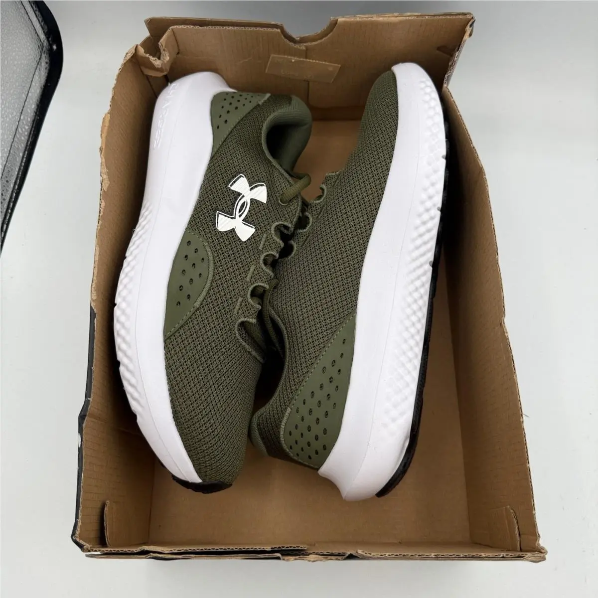 Under Armour shoes - Under Armour Charged Surge 4 - Green 5
