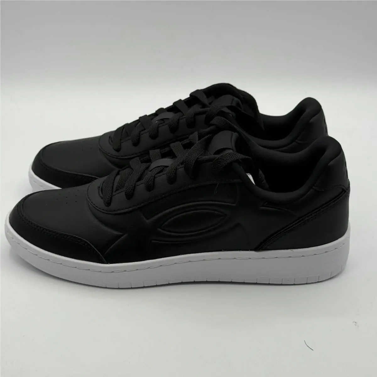 Under Armour shoes - UA Tempo - Tempo - Black 1