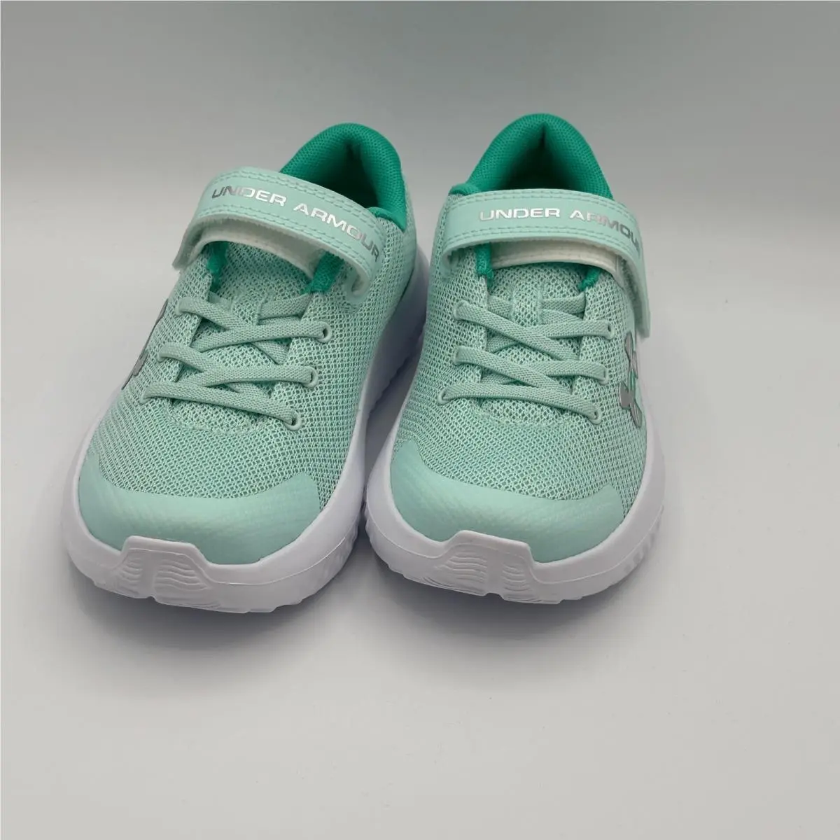 Under Armour shoes - UA GPS Surge 4 AC - Green 1