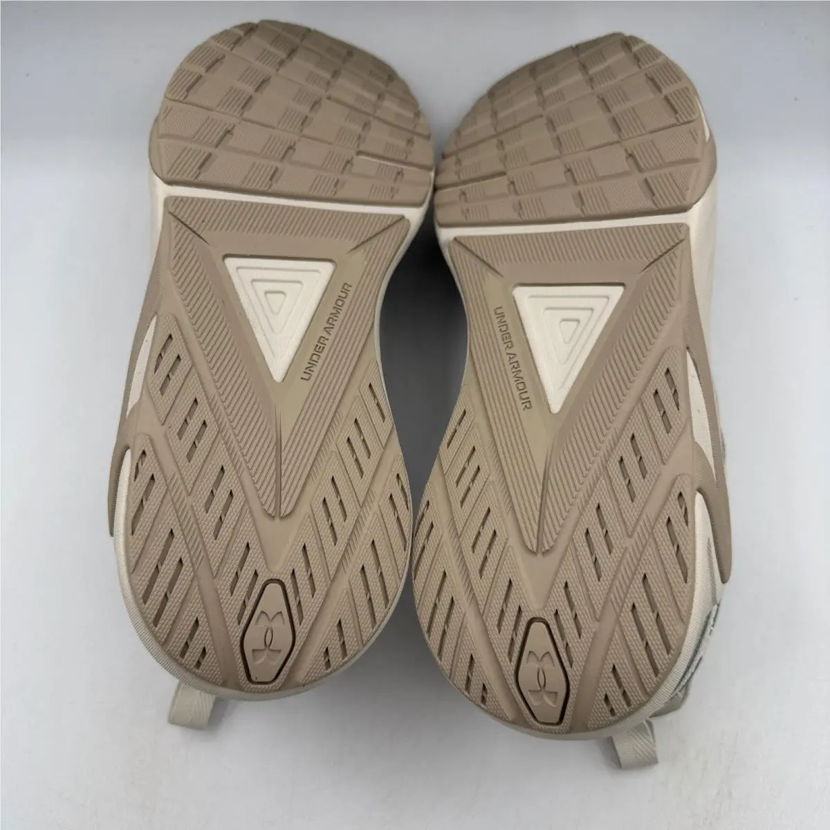 Under Armour shoes - UA Charged Commit TR 5 - Brown 3