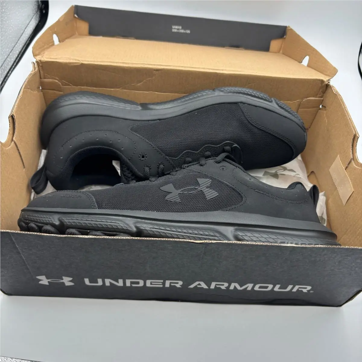 Under Armour shoes - Charged Assert 10 - Charged Assert - Black 1