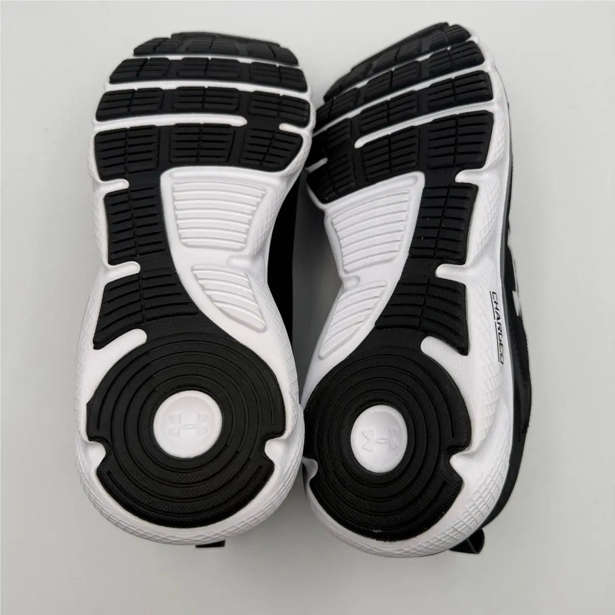 Under Armour shoes - UA Charged Assert 9 4E - Black 2