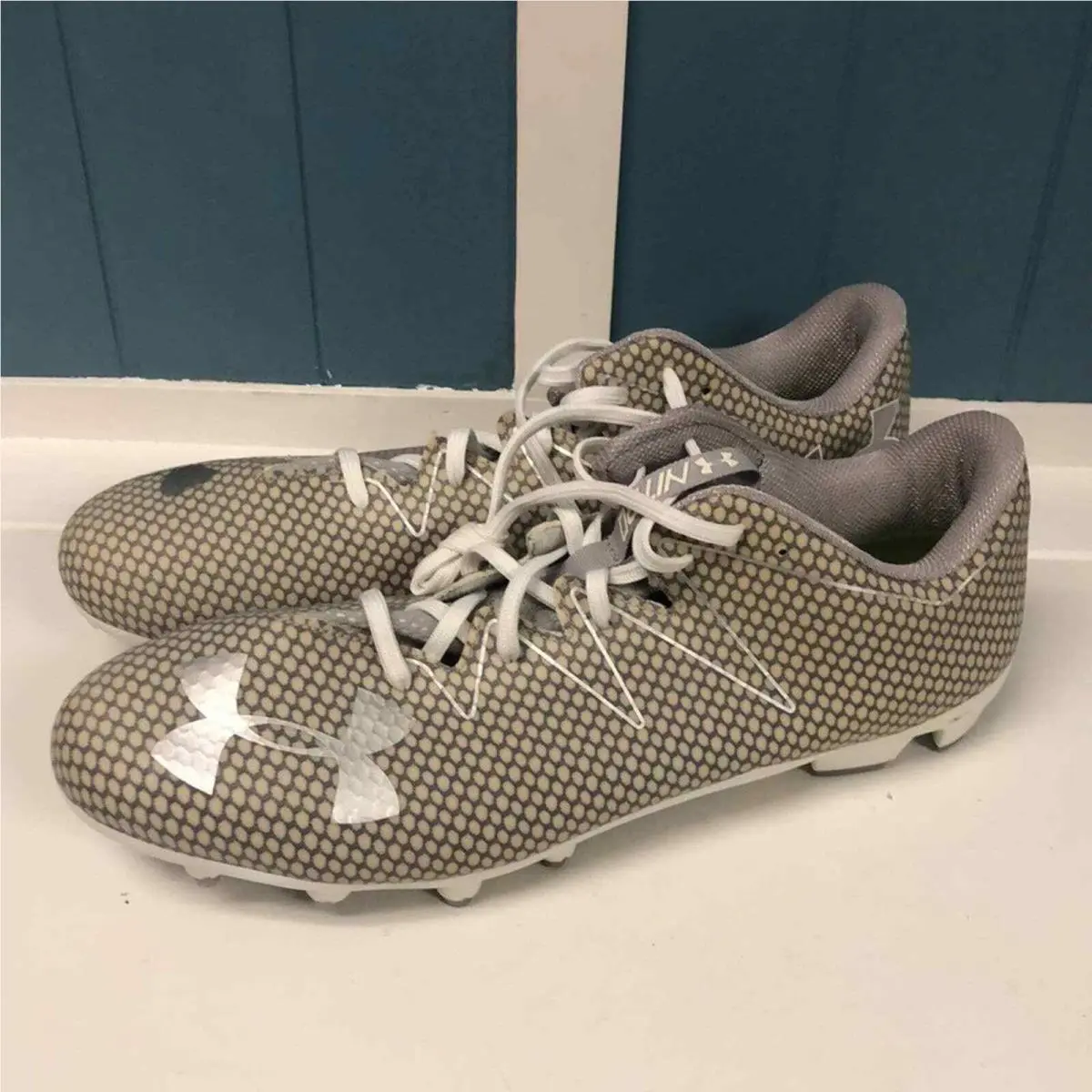 Under Armour UA Nitro Low MC Football Cleats Men’s Sz 16 Silver 1269721-103