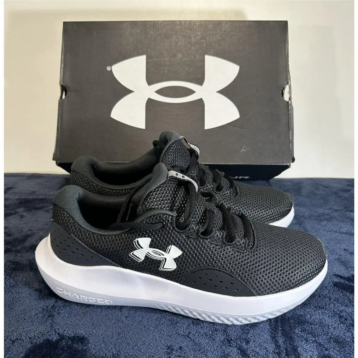 Under Armour Women`s 11 UA Charged Surge 4 Running Shoes Black White 3027007-001
