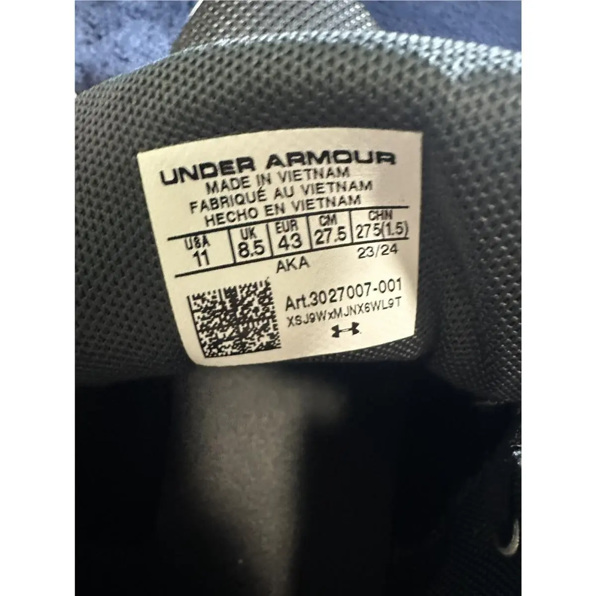 Under Armour shoes - Under Armour Surge 4 - Surge - 3027007-001 - Black, Manufacturer: Academy/White 2