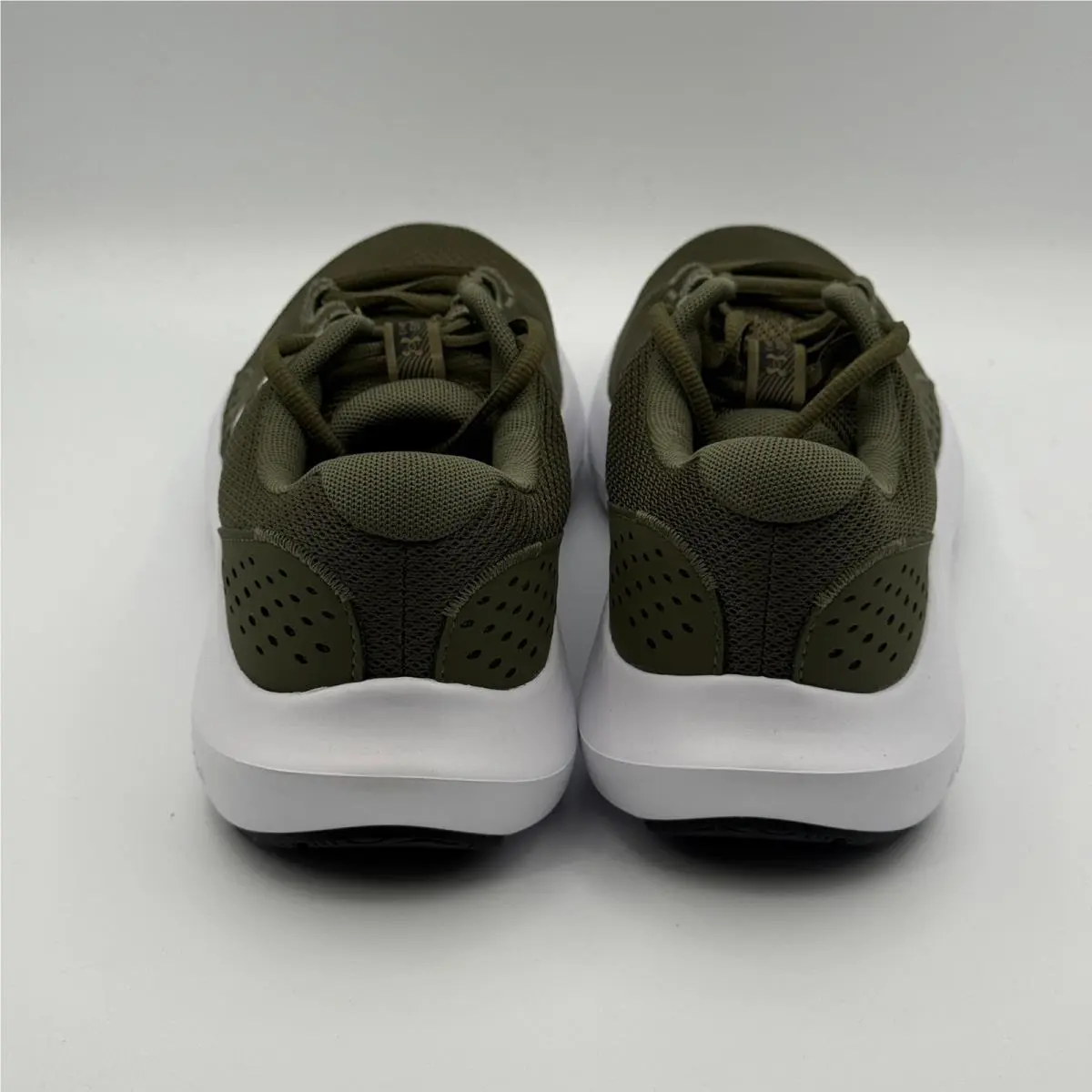Under Armour shoes - Charged Surge 4 - Charged Surge - Green 1