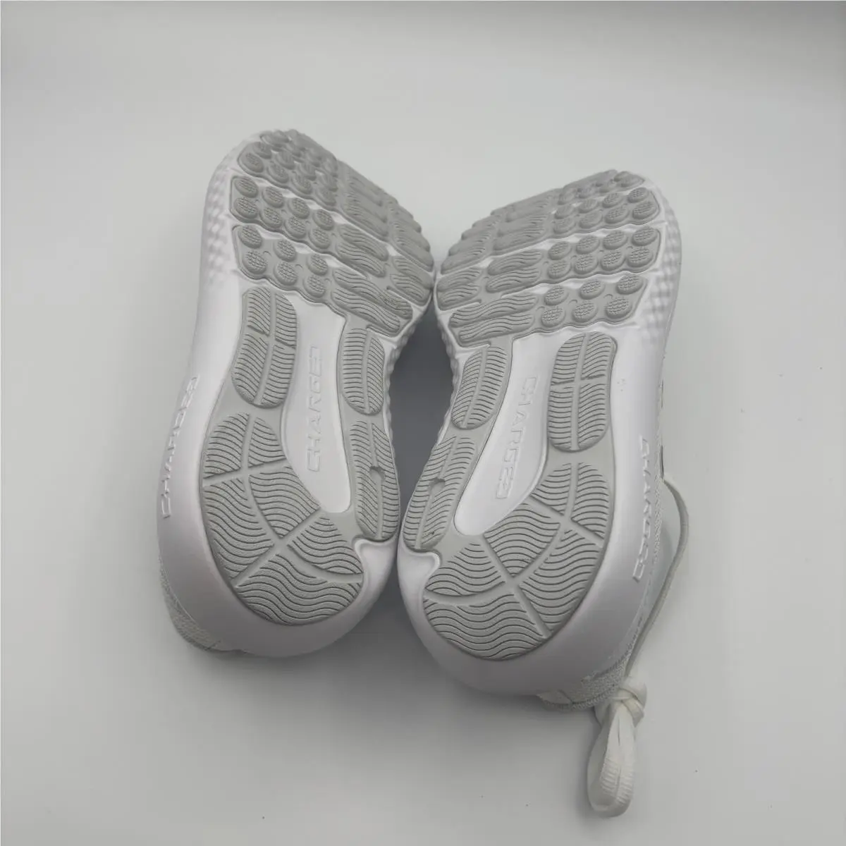 Under Armour shoes - Under Armour Charged Surge 4 - White 4