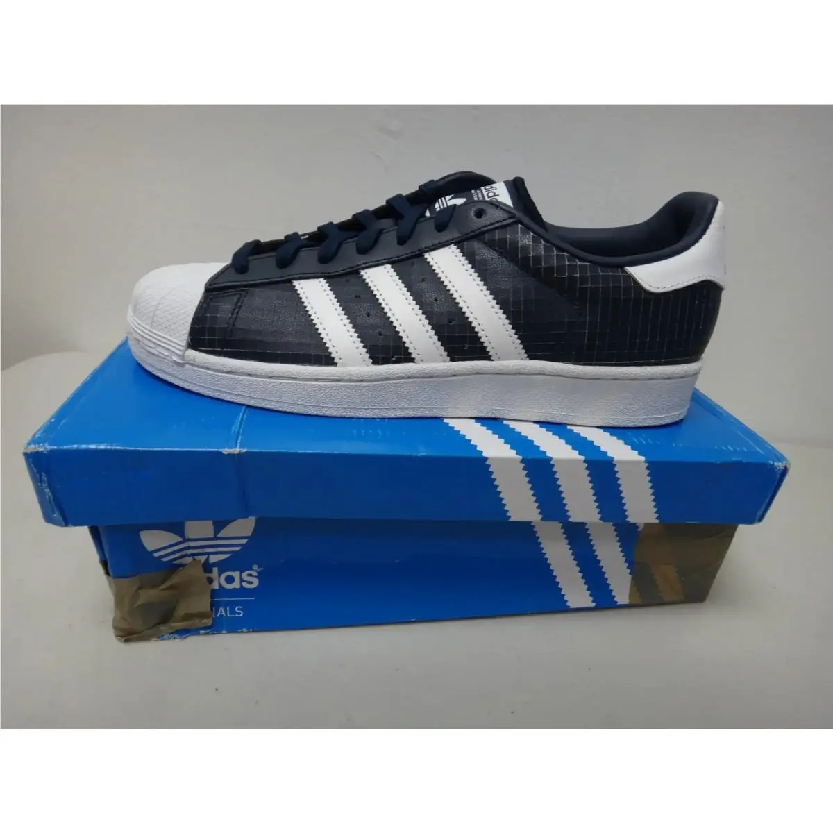 Adidas Superstar Men`s 8 Collegiate Navy White B72587 Shell Toe Sneakers