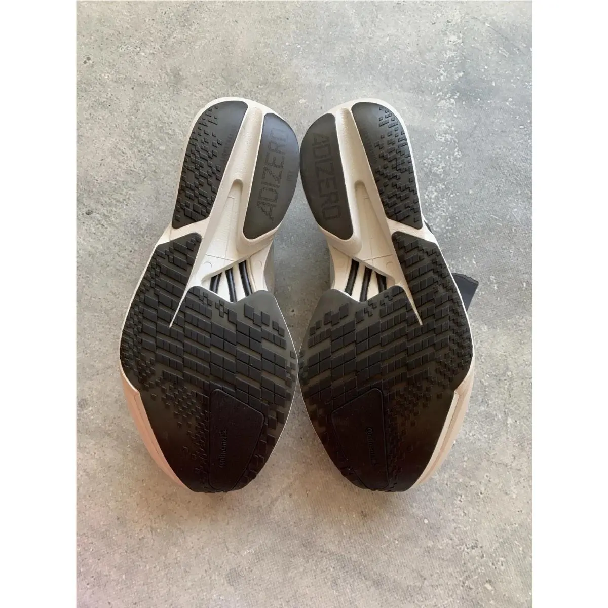 Adidas shoes - YOHJI YAMAMOTO Y-3 ADIOS PRO 4 - JR6656 - White 4