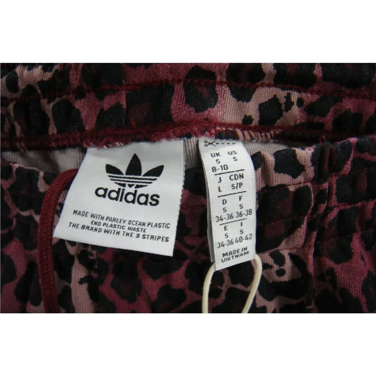 Adidas clothing - Maroon 8