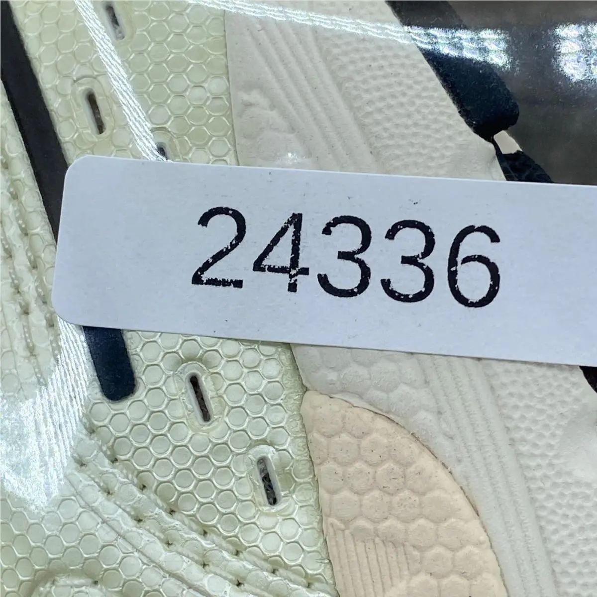 Adidas shoes - Adistar Control 5 - Adistar Control - Ivory 8