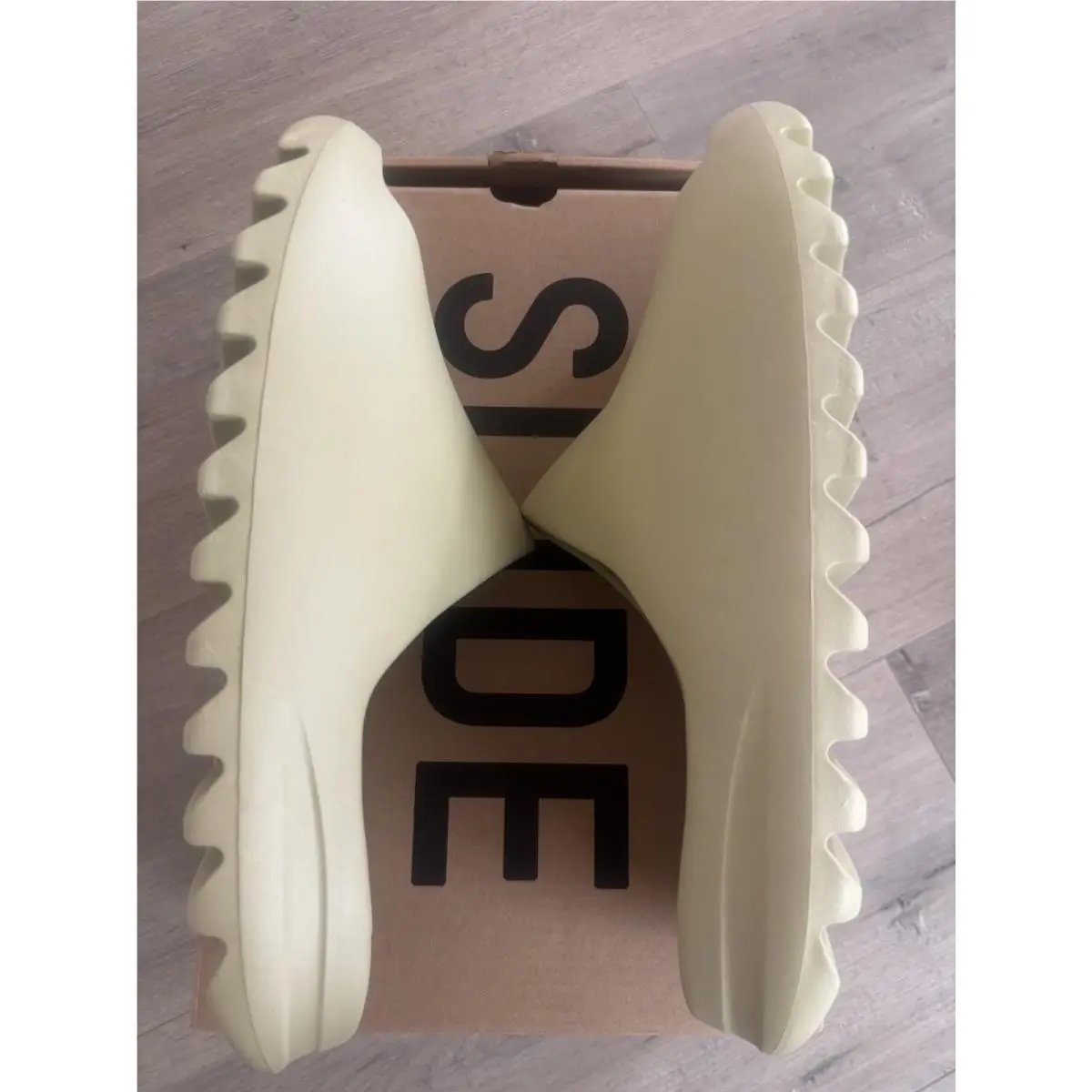 Adidas shoes - adidas Yeezy Slide - Yeezy Slide - Resin 0