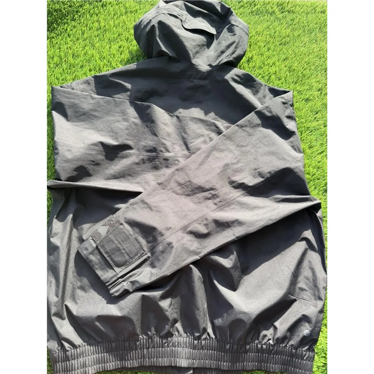 Adidas clothing - SPORTSWEAR GORE-TEX JACKET - SPORTSWEAR JACKET - HG4379 - Black 4