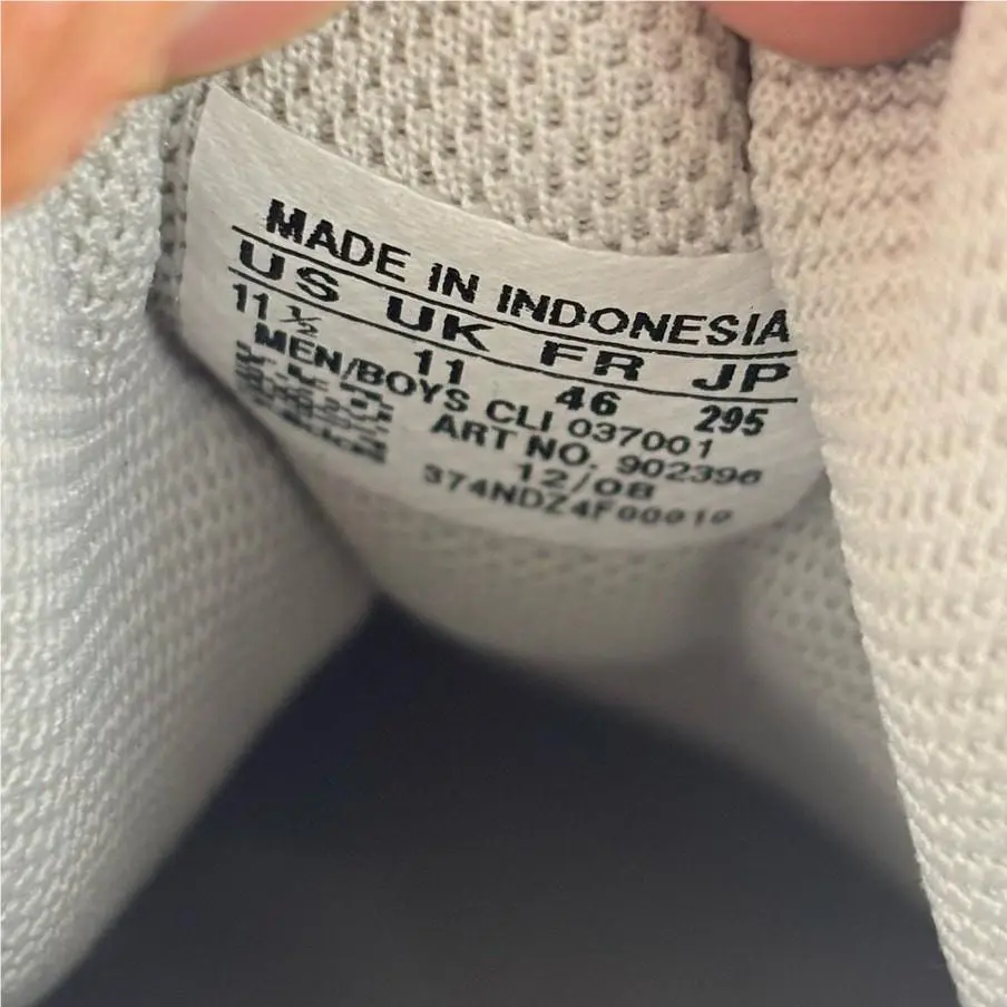 Adidas shoes - White 4