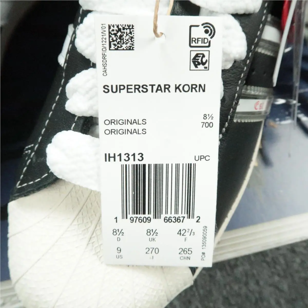 Adidas shoes - adidas Superstar - Superstar - Black 4