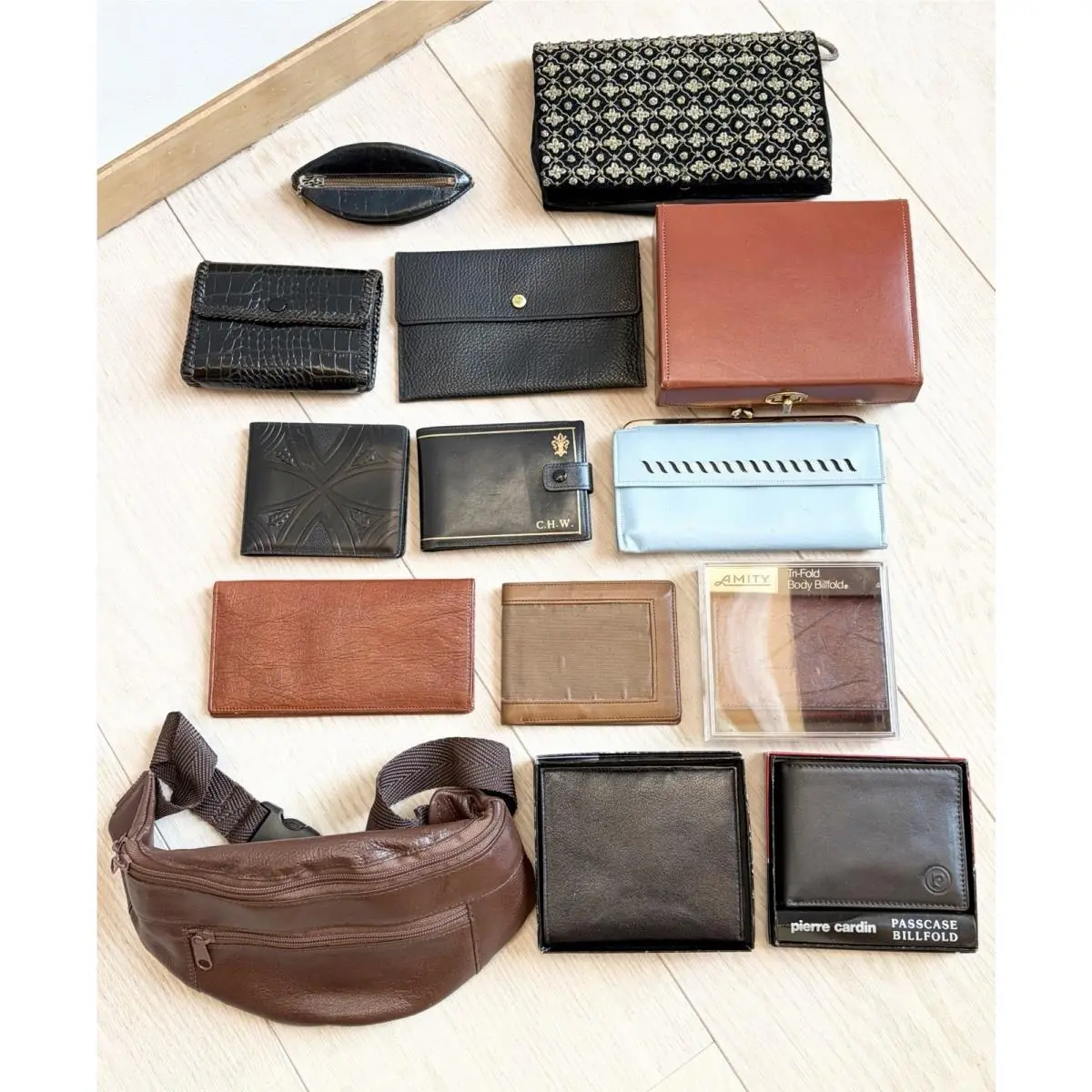 Pierre Cardin 14 Pc Vintage 1940-80`s Leather Wallet / Organizer Lot Mostly Designer