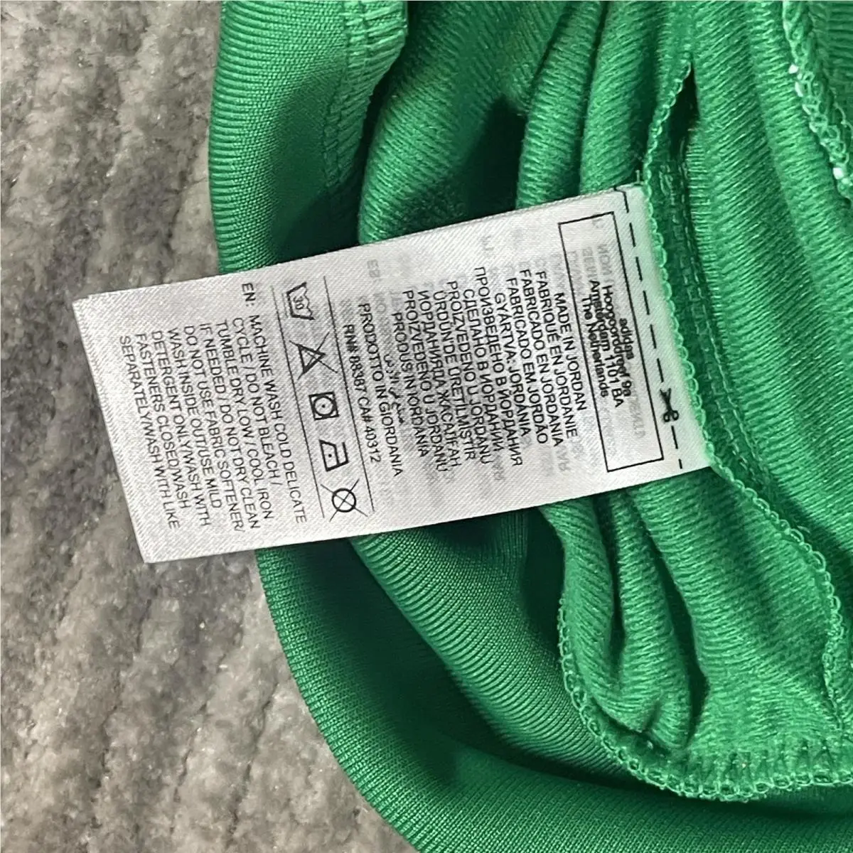 Adidas clothing - Green 9