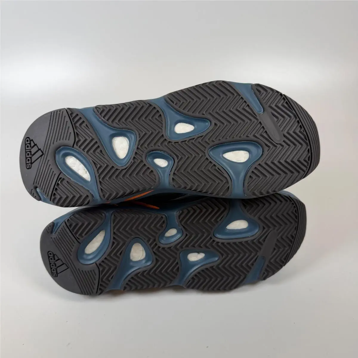 Adidas shoes - adidas Yeezy Boost 700 Faded Azure - Blue 4