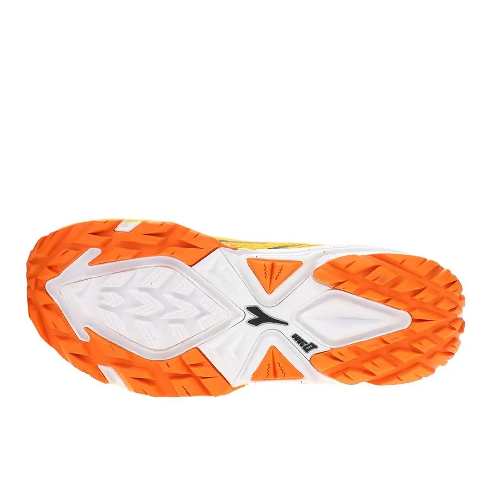 Diadora shoes - diadora SestriereXt 2 Running - SestriereXt Running - 180676-D1140 - Yellow 3