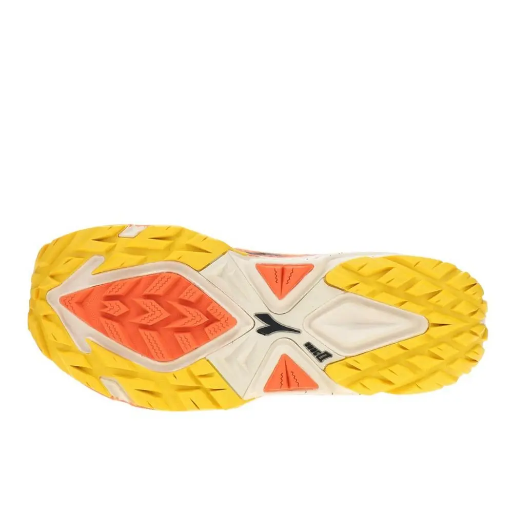 Diadora shoes - diadora SestriereXt 2 Running - SestriereXt Running - 180676-D1245 - Orange 3