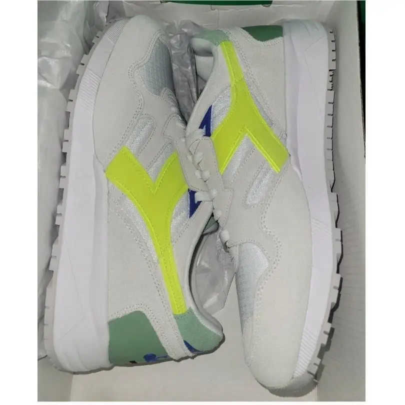 Diadora shoes - Diadora N9002 - White 13