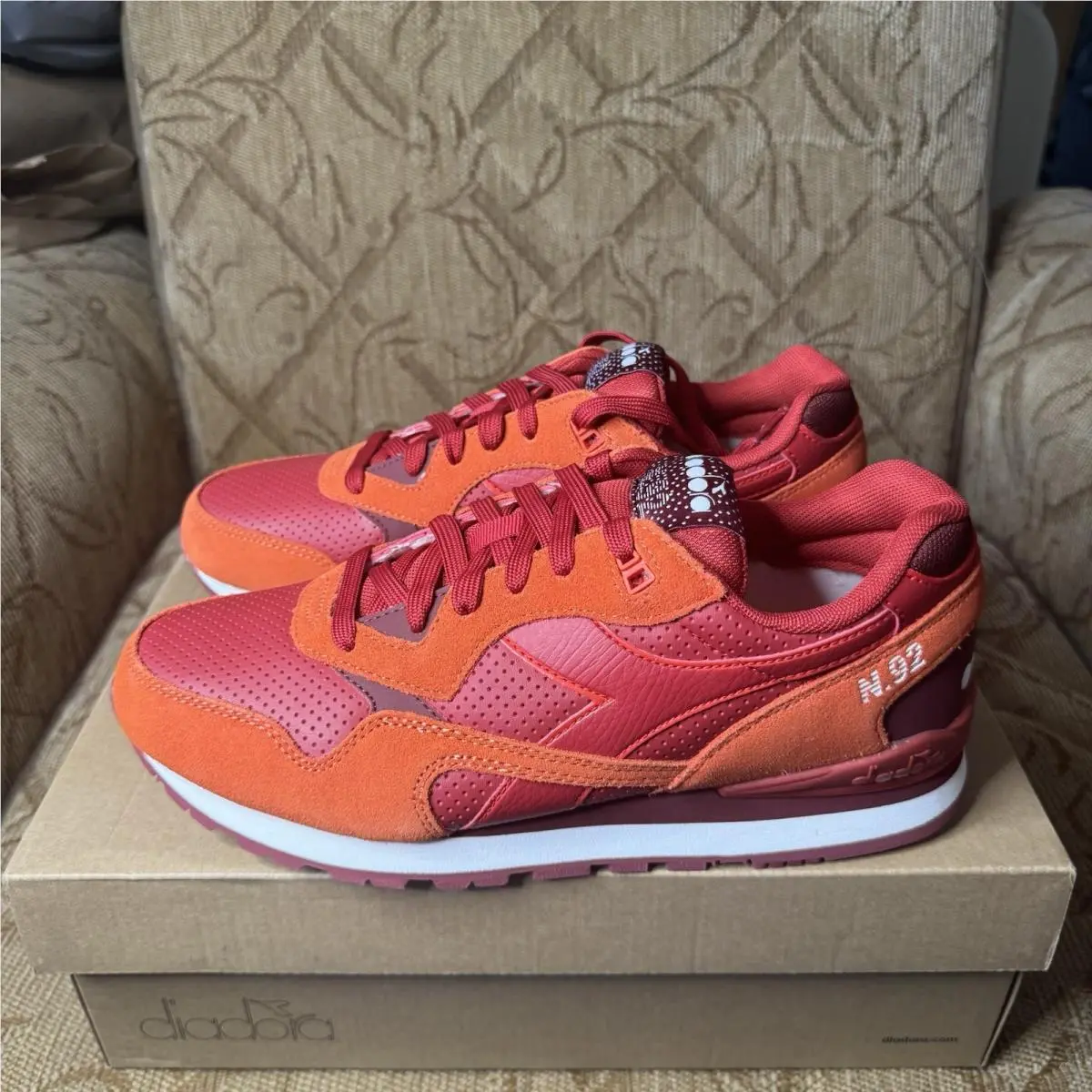 Diadora N92 Cherry Red Men`s 9 Women’s 10.5 Running Classic Sneaker