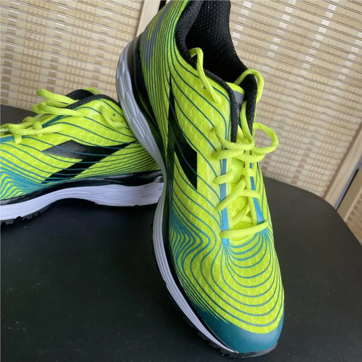 Diadora shoes - Diadora Mythos Blushield Vigore 3 - Multicolor 13