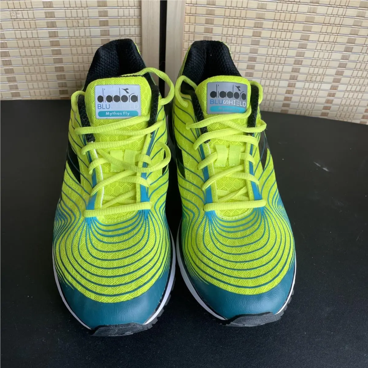 Diadora shoes - Diadora Mythos Blushield Vigore 3 - Multicolor 2