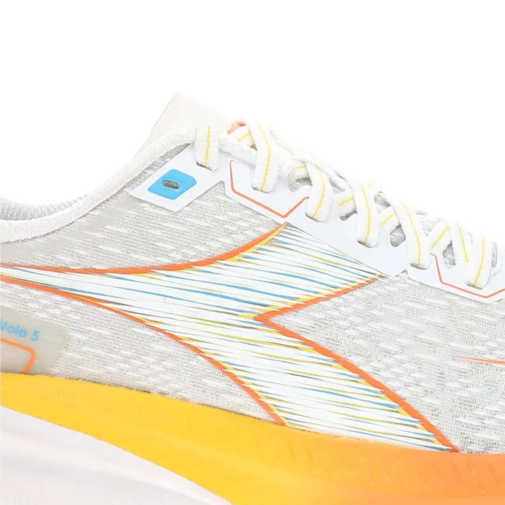 Diadora shoes - diadora Mythos Blushield Volo 5 Running - 181488-D1251 - White (UPC: 197020448186) 4