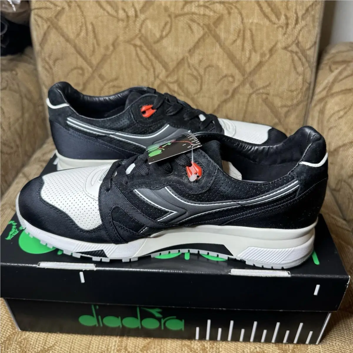 Diadora shoes - Concepts Diadora N9000 - Concepts - Black 1