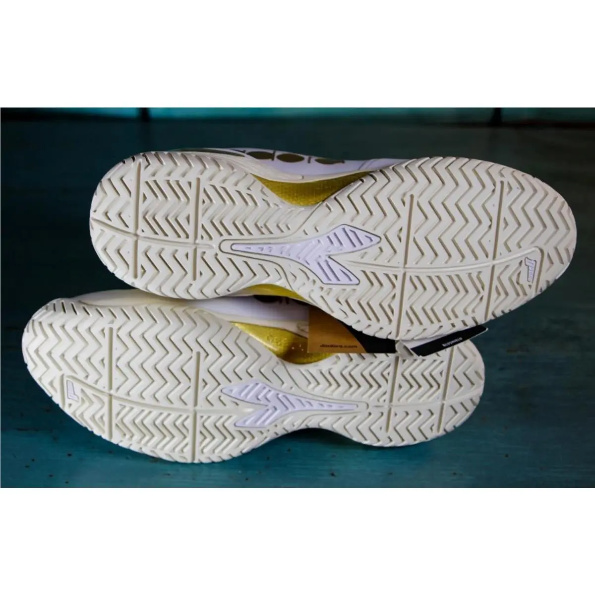 Diadora shoes - Blushfield Torneo 2 - Blushfield Torneo - 101179503 01 - White/Gold (UPC: 197020153417) 9