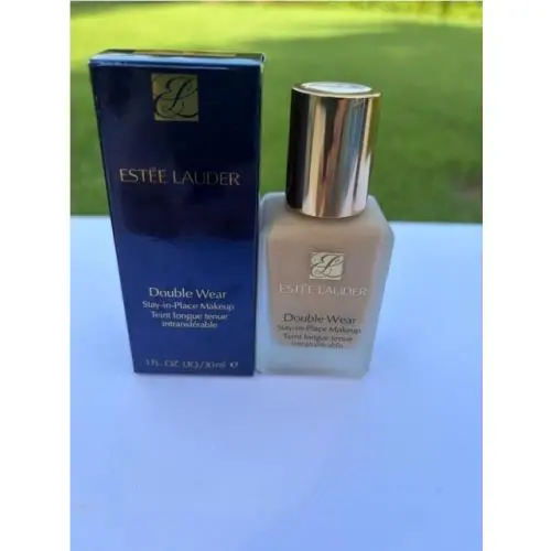 Estee Lauder Double Wear Stay-in-place Foundation Old Formula Pick 2N2 Buff by Estée Lauder