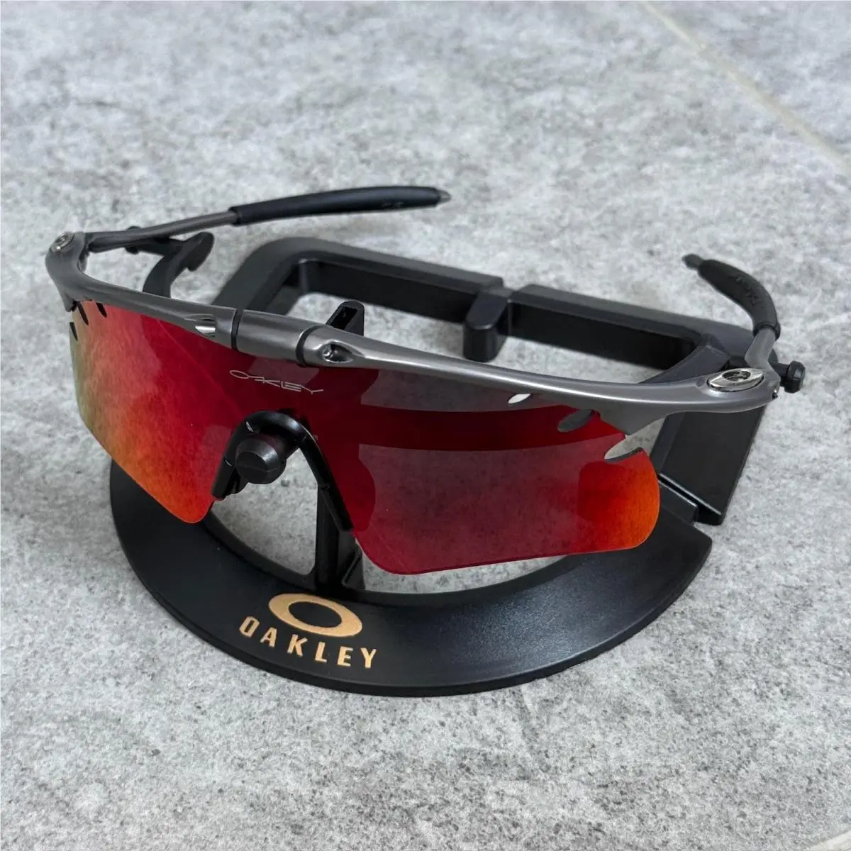 Mag X-metal Frame Black Frames / Red Lenses by Oakley