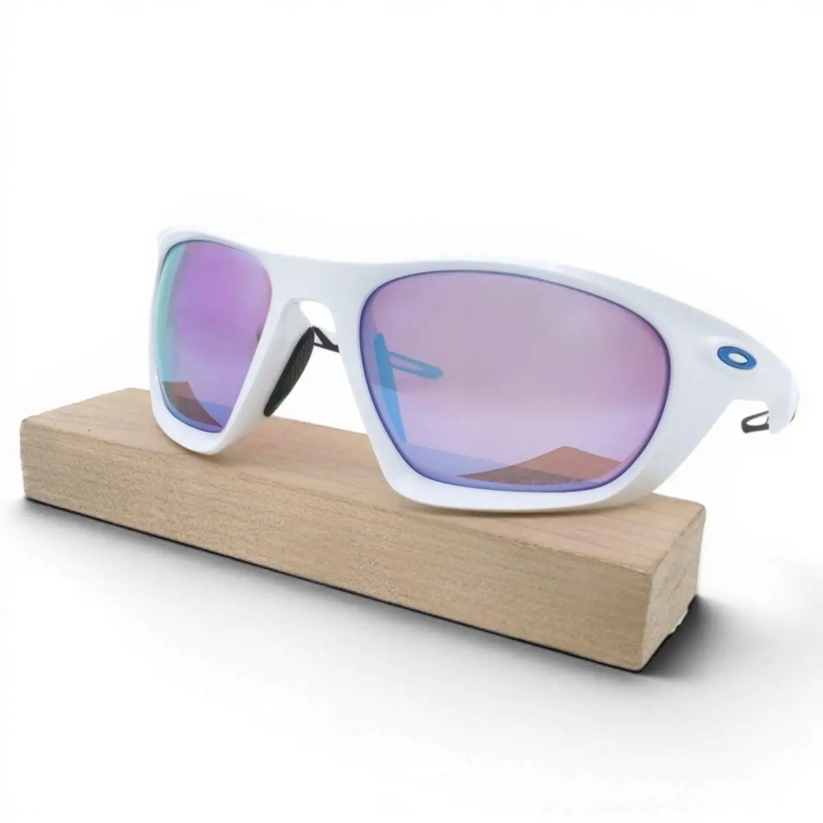 OO9431-09 Unisex Oakley Lateralis Sunglasses