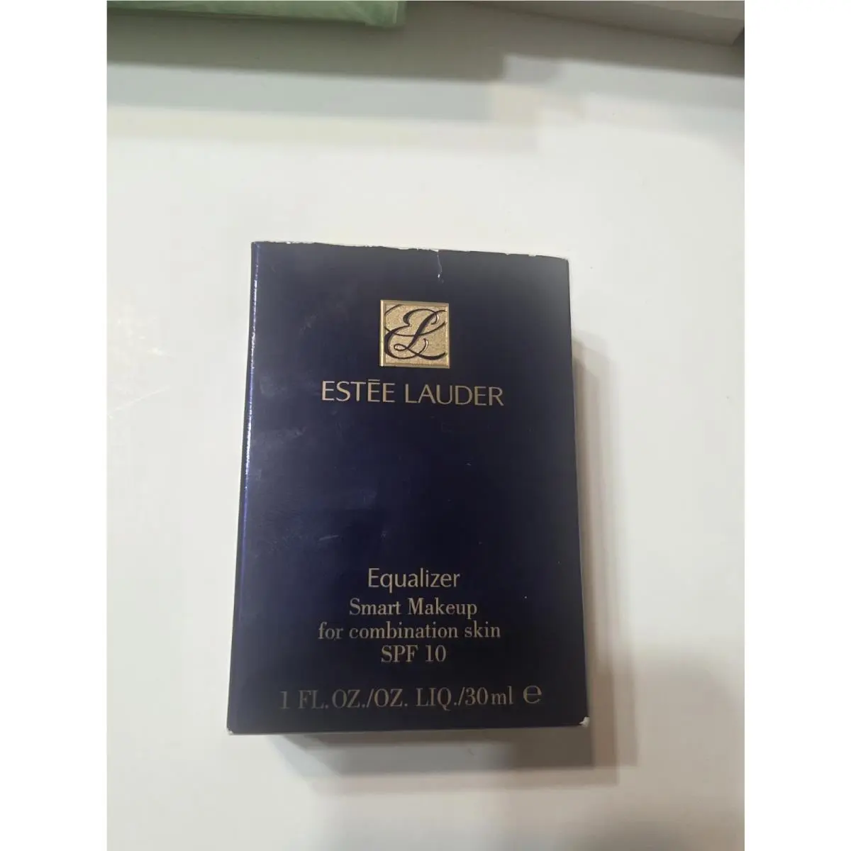 Estee Lauder Equaizer Smart Makeup For Combination Skin 1 fl Oz. Vanilla 10