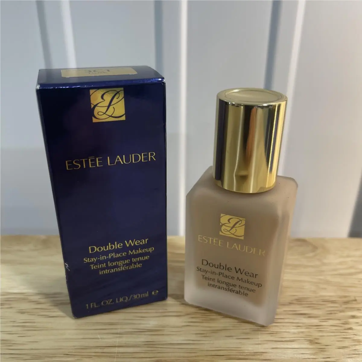 Estee Lauder Double Wear Stay-in-place Foundation Old Formula 3C1 Dusk