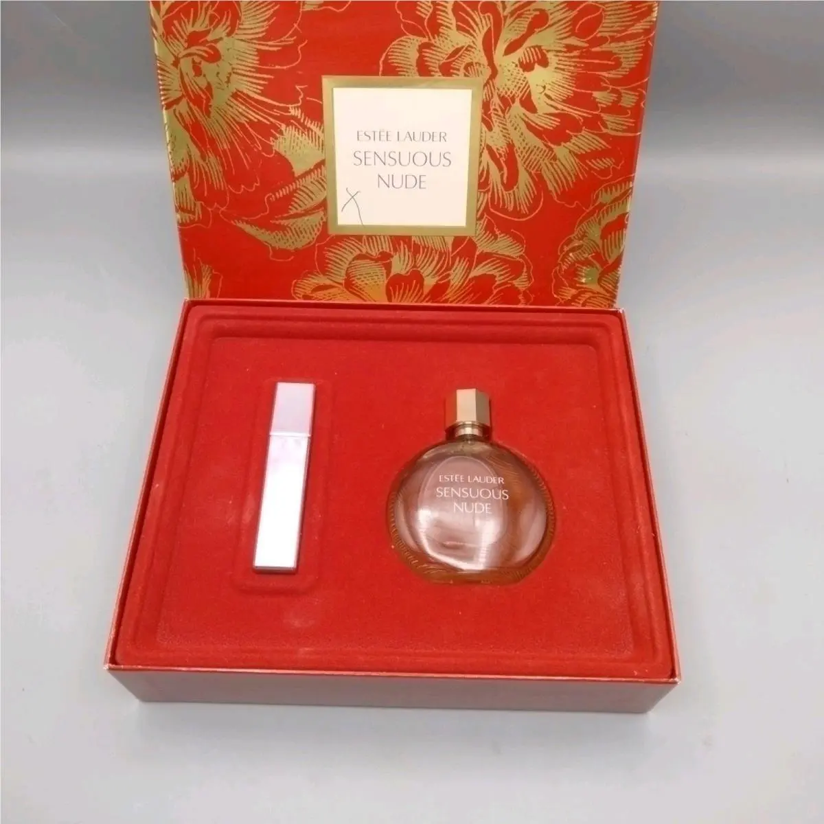 Estee Lauder Sensuous Parfum Gift Set Rare