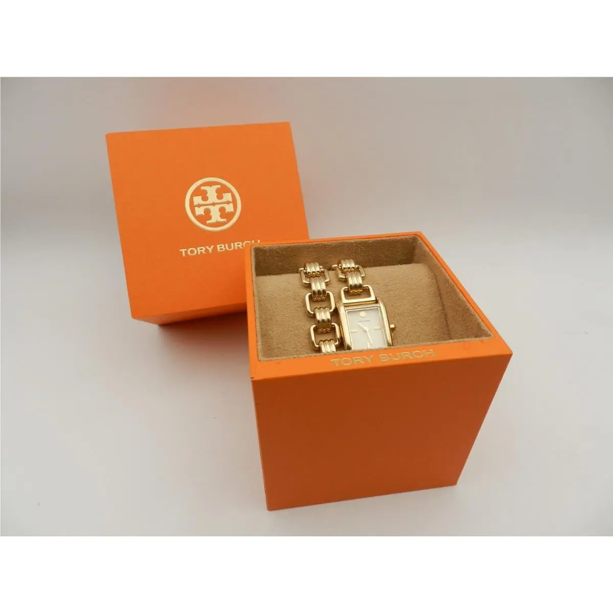Tory Burch Women`s The Eleanor 3-in-1 Gold-tone Stainless Steel Bracelet Watch