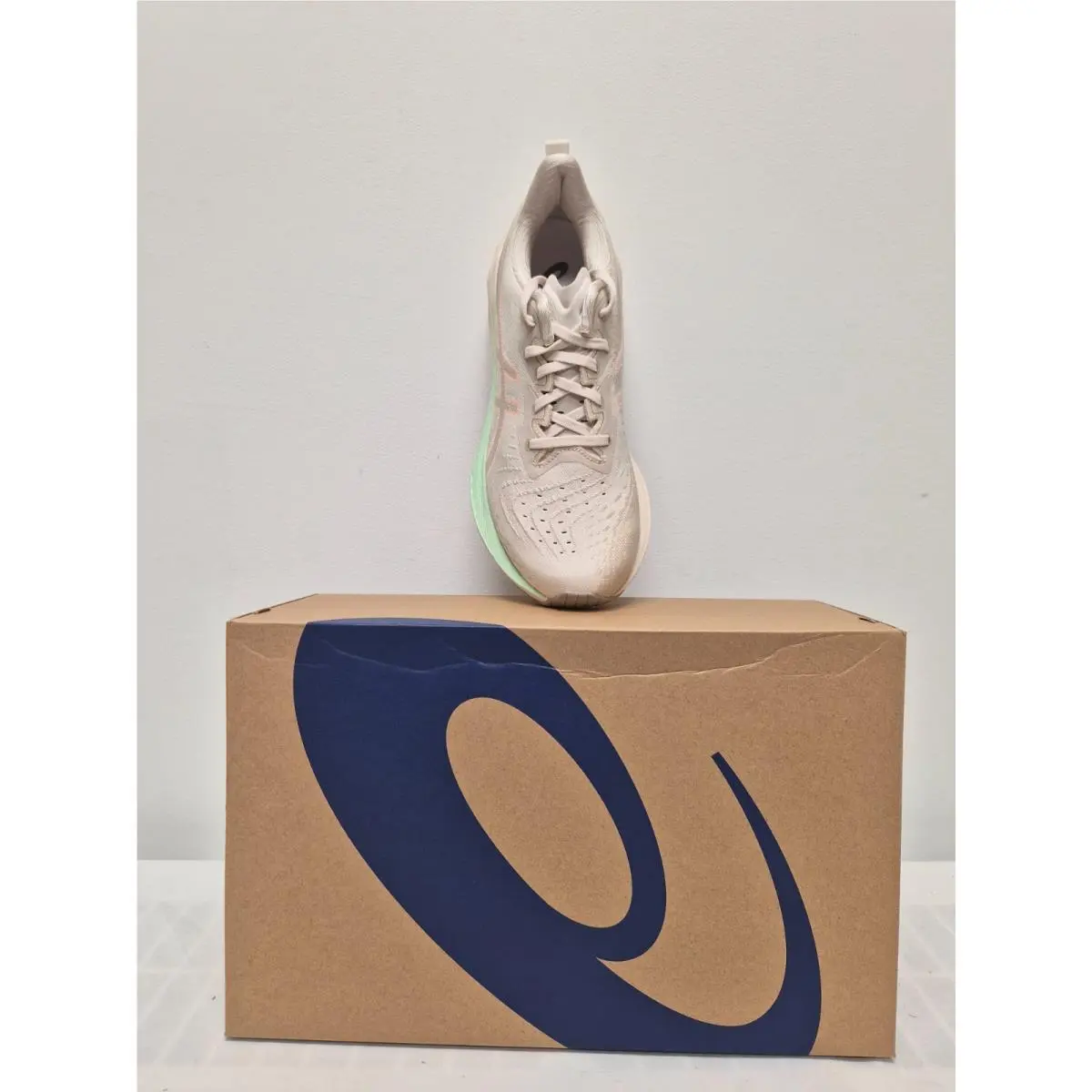 Asics shoes - ASICS NOVABLAST 4 - NOVABLAST - 1012B510-250 - Oatmeal 0