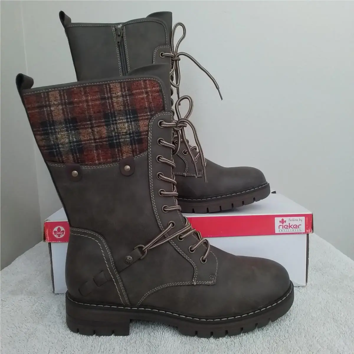 Size 9.5 Women`s Rieker 97120-45 Grey Fleece Lined Zip Up/lace Up Mid Calf Boots