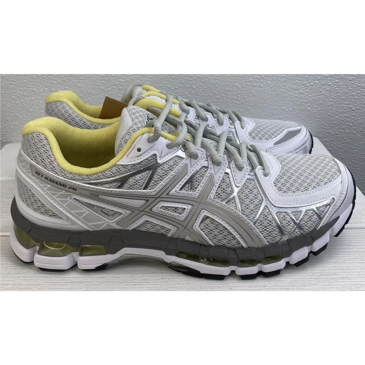 Asics Gel-kayano 20 Unisex Size M7.5 W9 Glacier Gray Mesh Athletic Sneakers