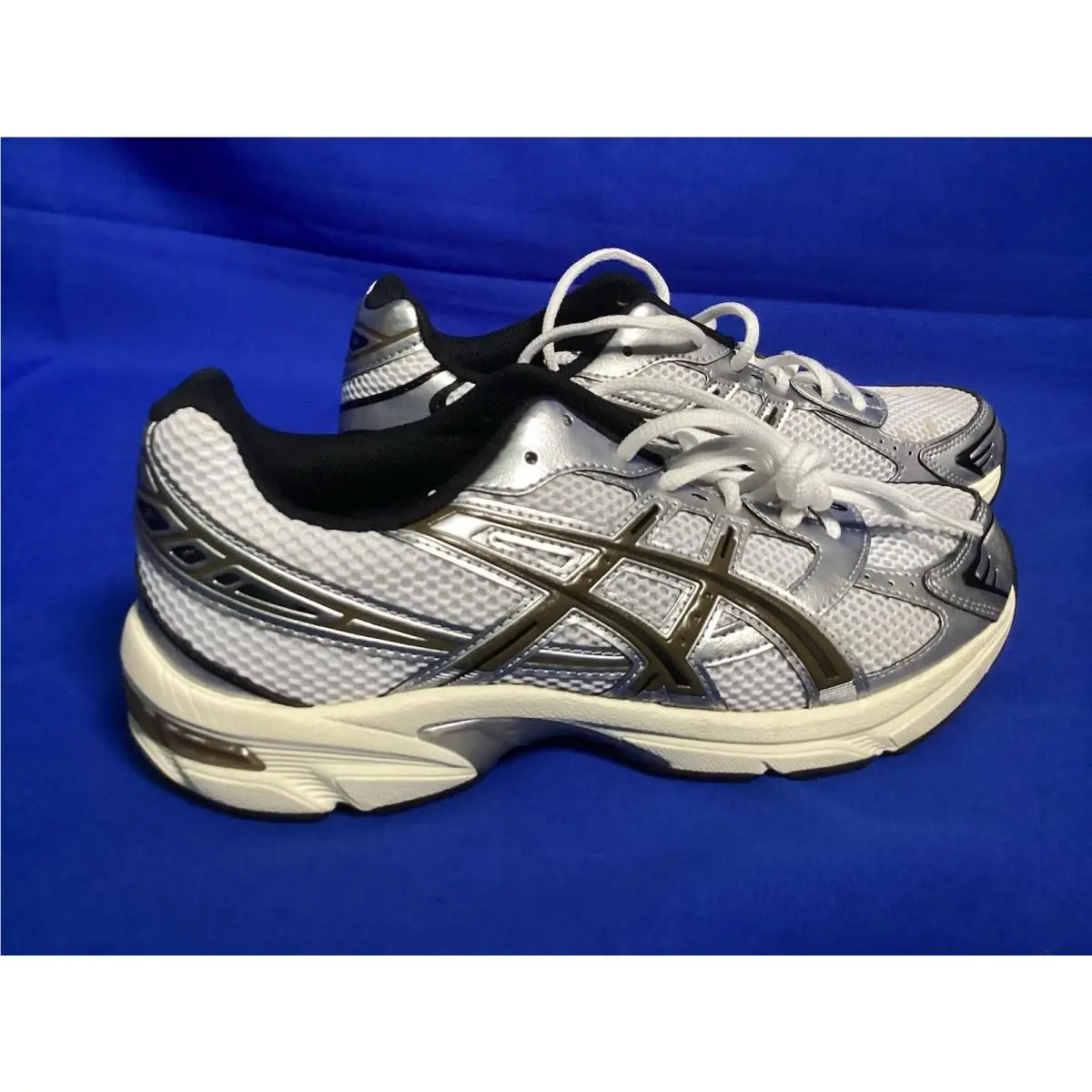 Asics GEL-1130 White Clay Canyon Metallic Silver 1201A256-113 Men 9 Boxed