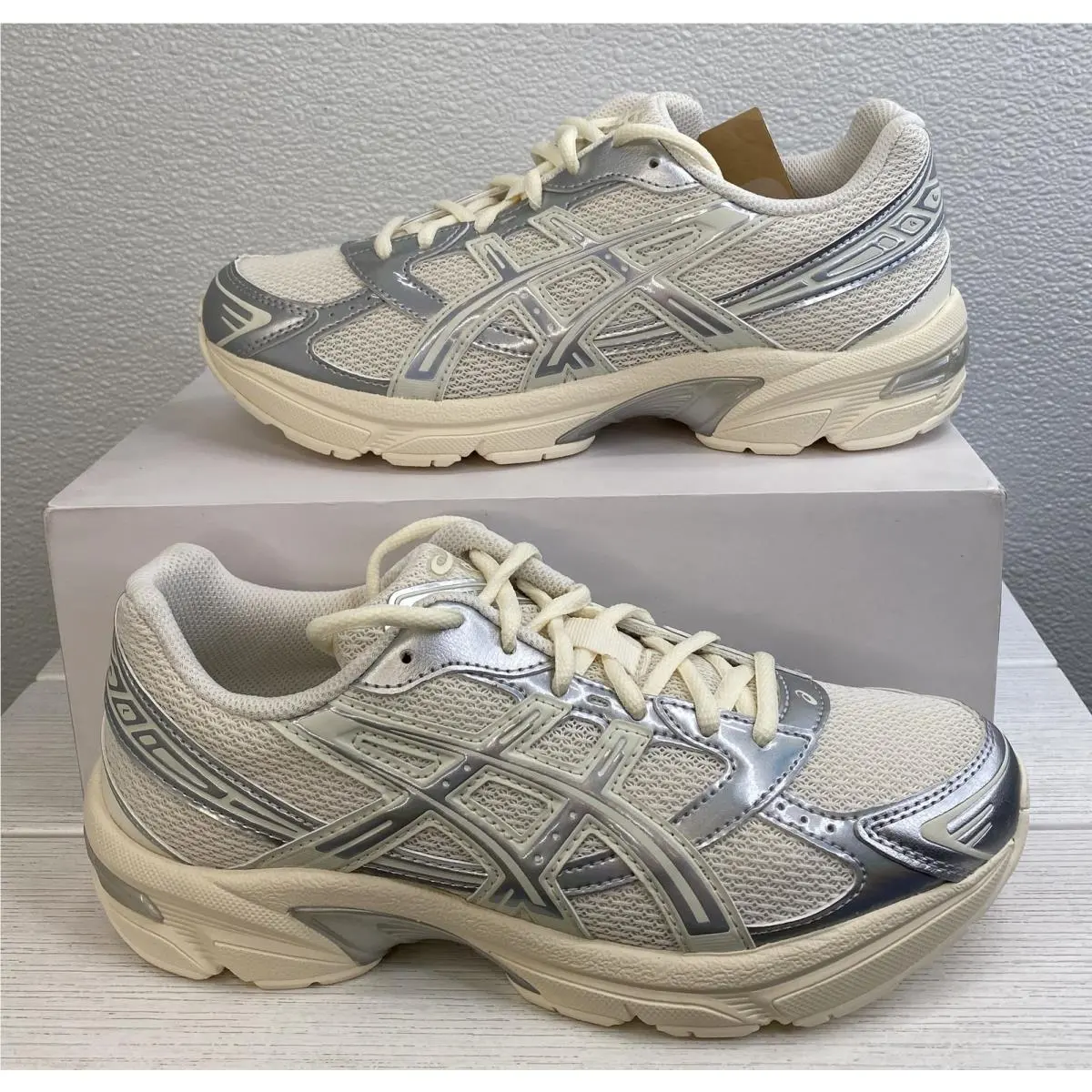 Asics shoes - Cream 5