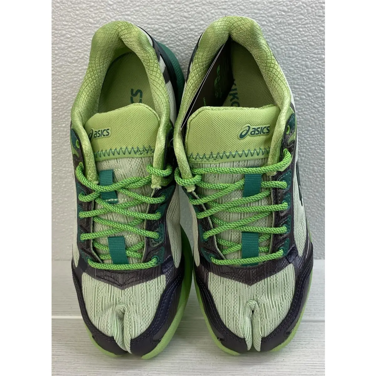 Asics shoes - Green (UPC: 199023424877) 3