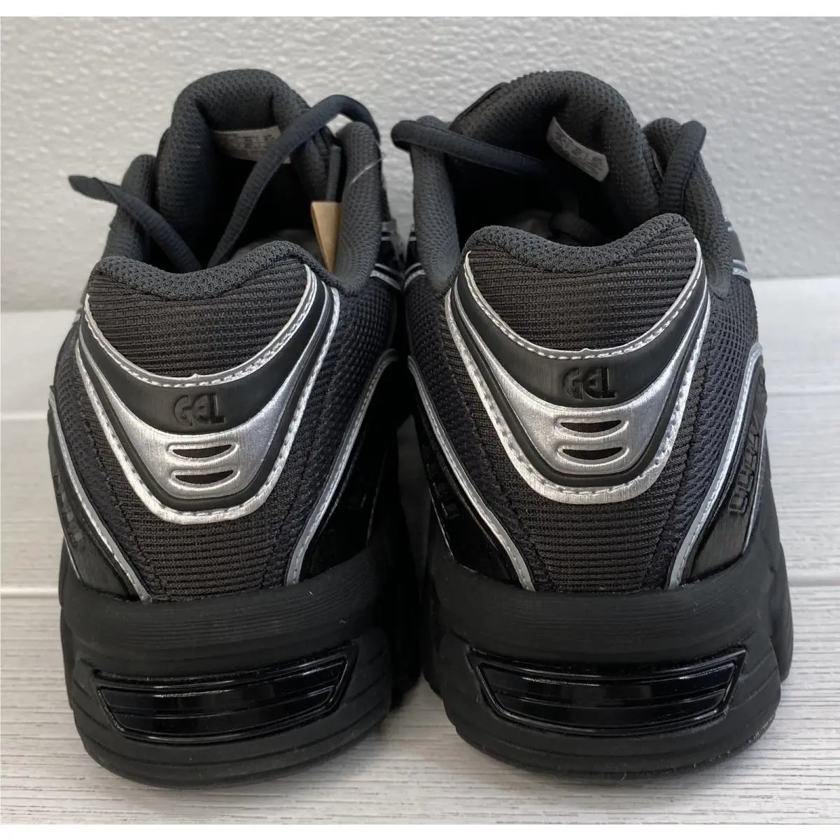 Asics shoes - Black (UPC: 199023261045) 0