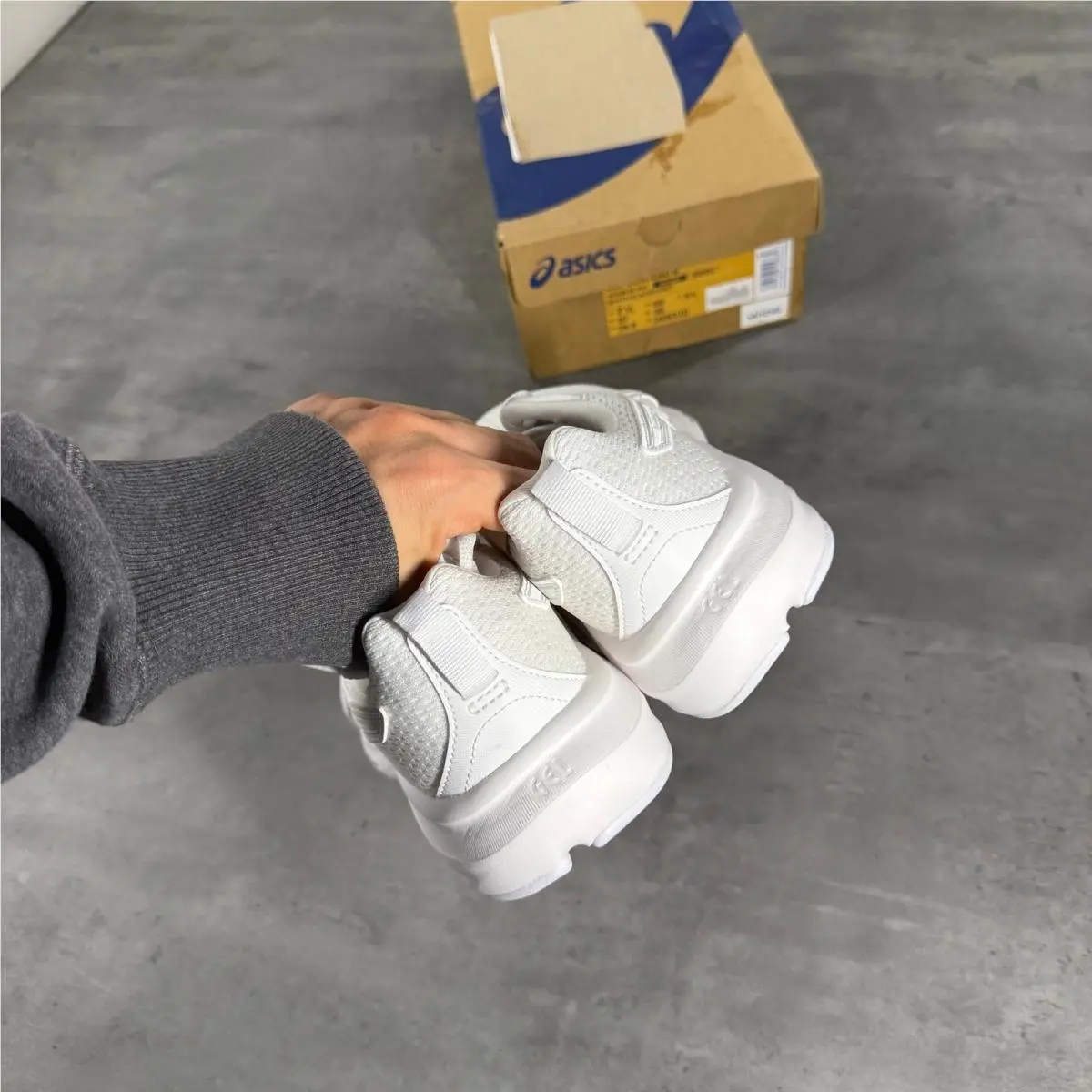Asics shoes - ASICS GEL-CONTEND 9 - White 2