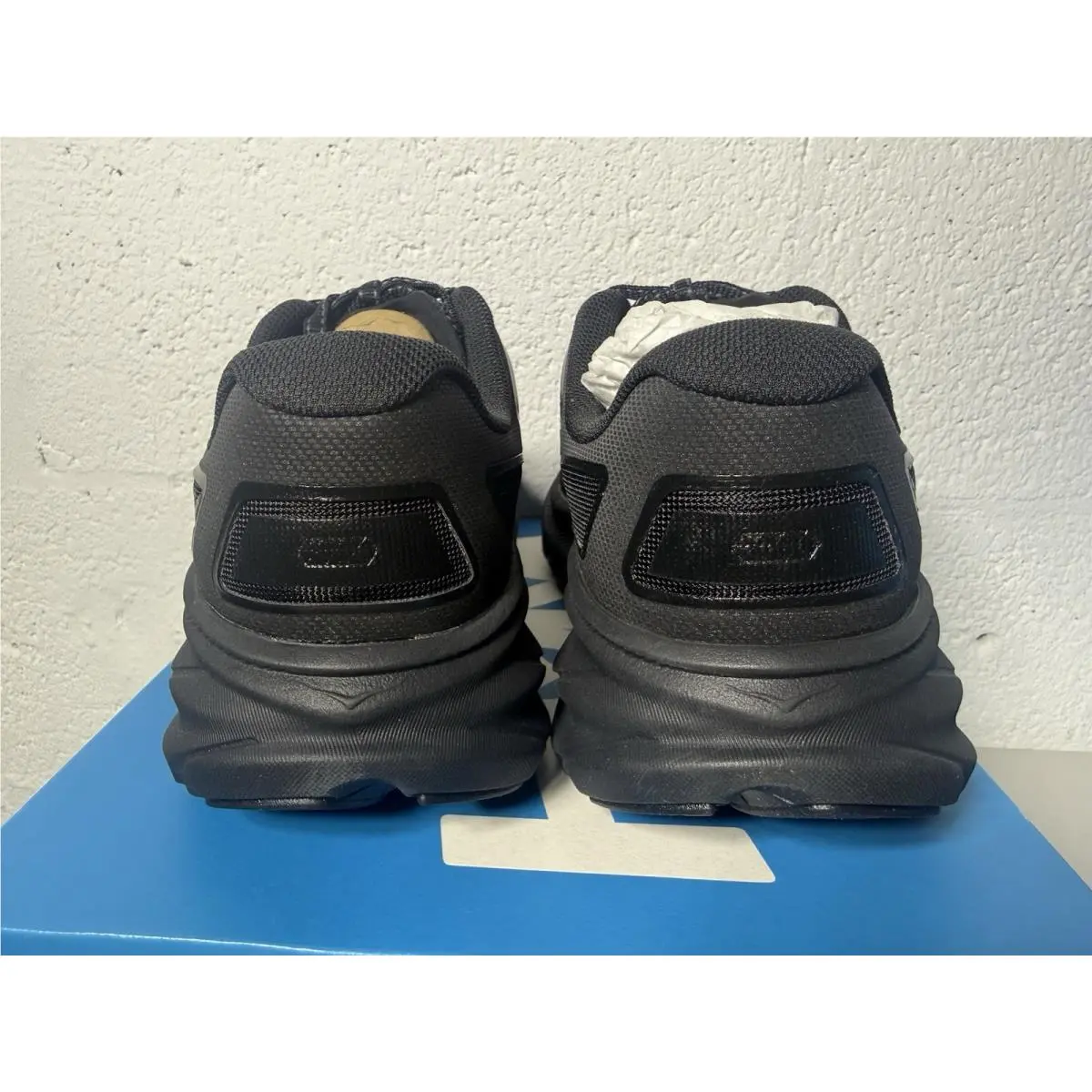 Hoka shoes - Hoka One One Clifton 9 - 1155370 - Black 11