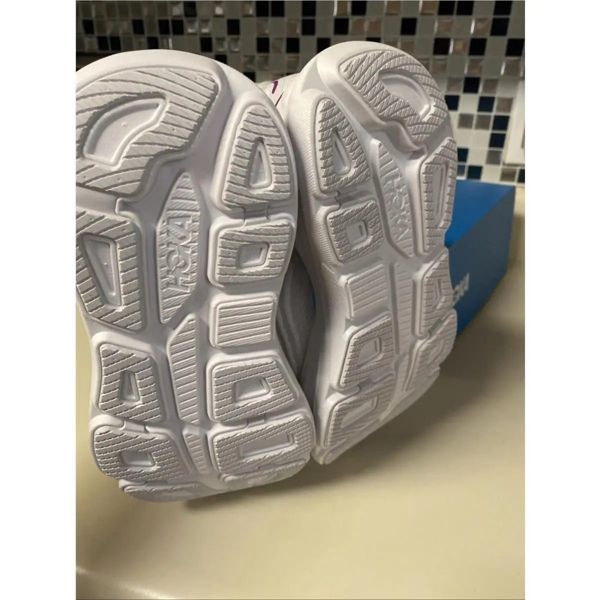 Hoka shoes - Hoka One One Bondi - One One Bondi - Multicolor 4