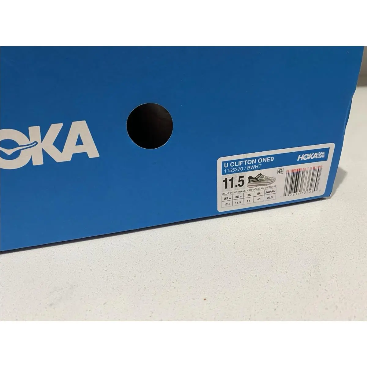 Hoka shoes - Black/White 3