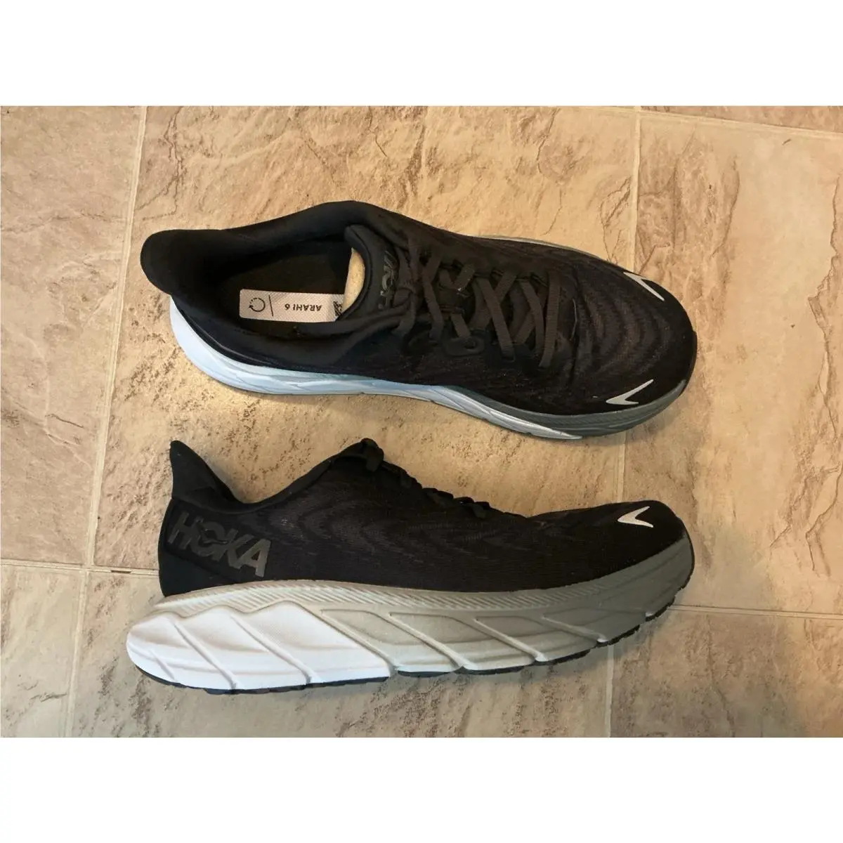 Hoka shoes - Hoka One One Arahi 6 - Black 4
